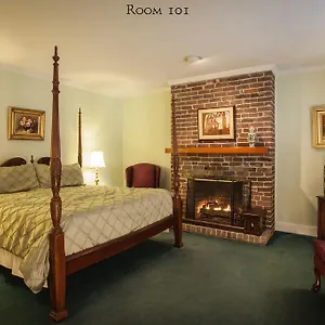 17 Hundred 90 And Restaurant Inn