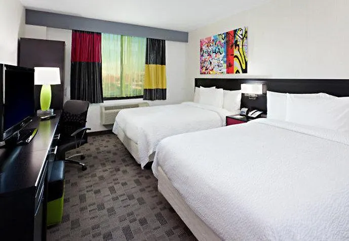 Fairfield Inn & Suites By Marriott New York Queens/Queensboro Bridge Hotel